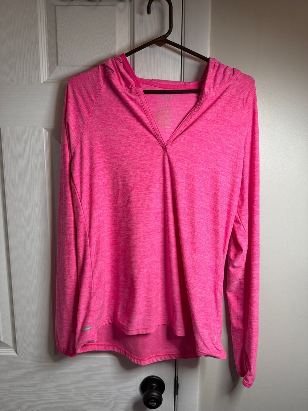 Danskin Hot Pink Hooded V-Neck Long Sleeve Top